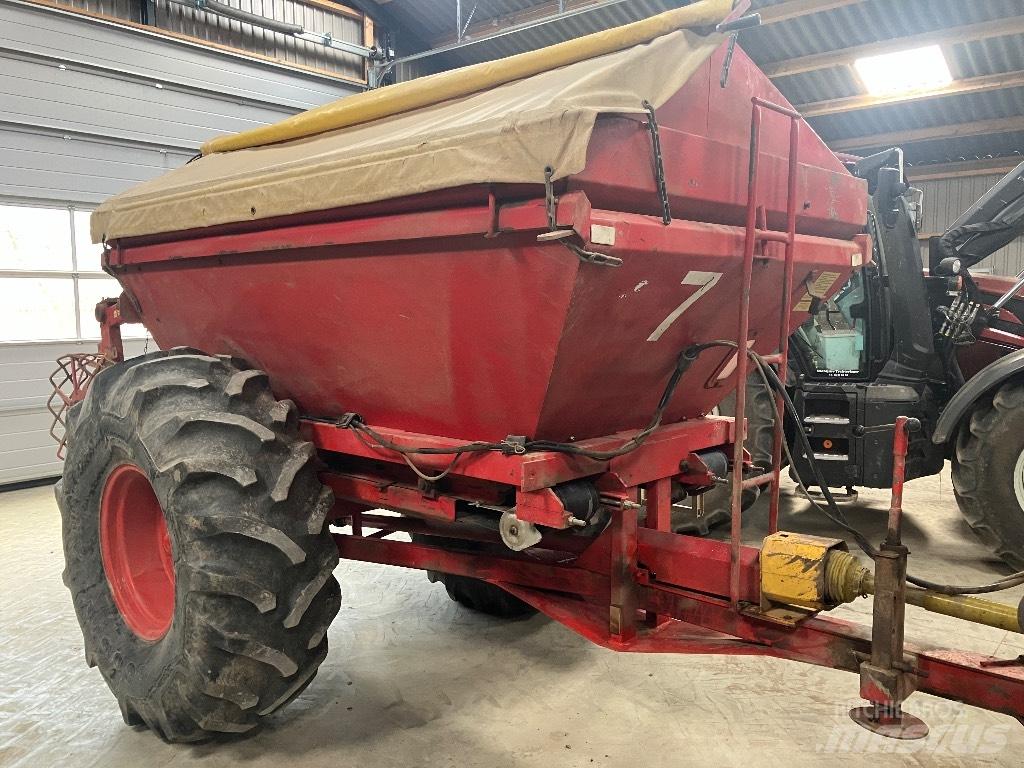 Bredal B 4 Mineral spreaders