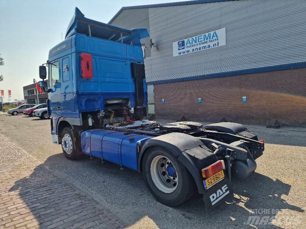 DAF XF105.460 Conventional Trucks / Tractor Trucks