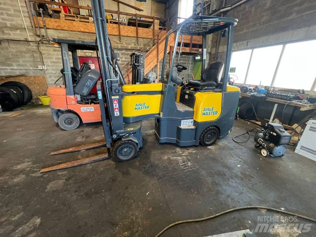 Aisle-Master AM15NE Electric Forklifts