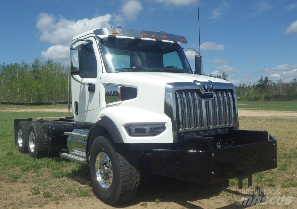 Western Star 47 X Cab & Chassis Trucks
