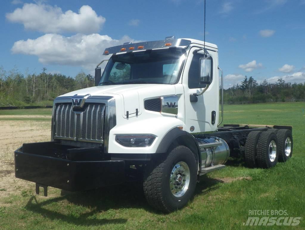 Western Star 47 X Cab & Chassis Trucks