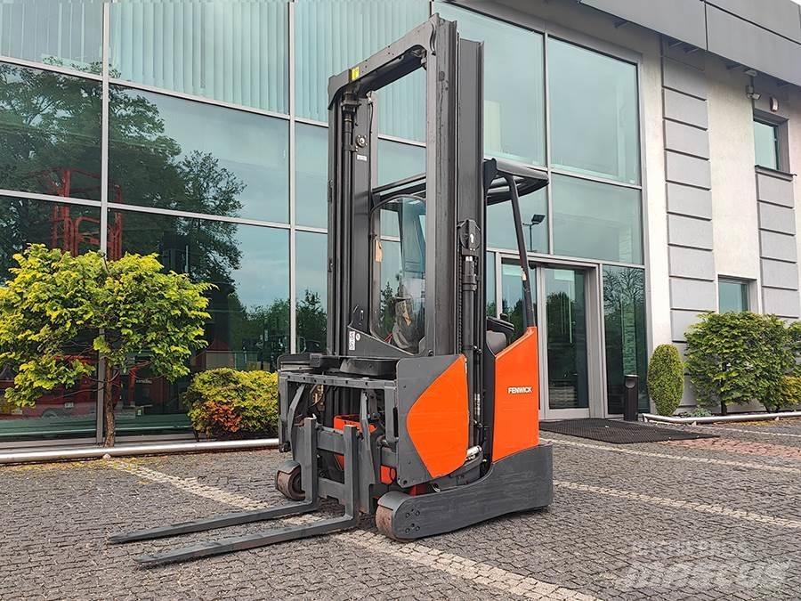 Linde R14X-03 Reach trucks