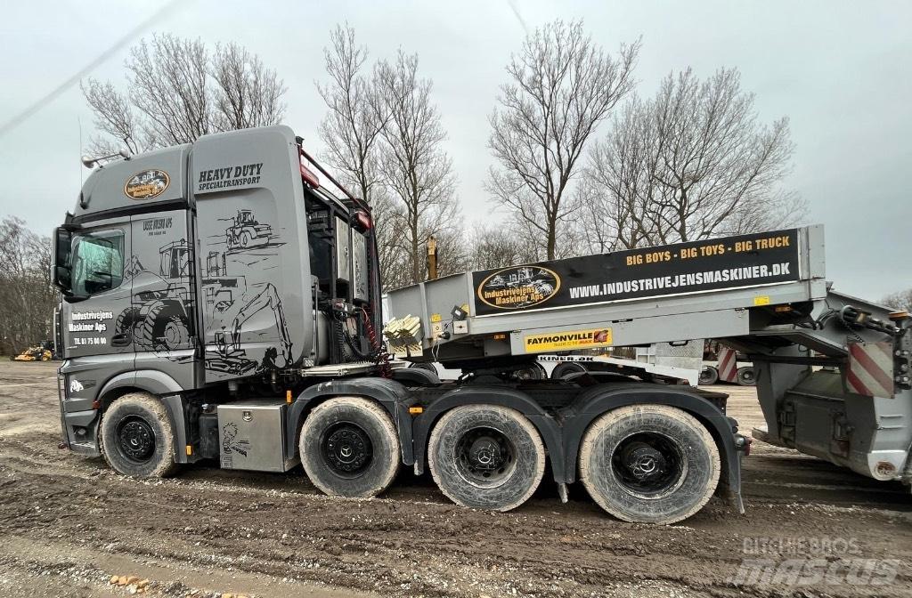 Mercedes-Benz 4158 Conventional Trucks / Tractor Trucks