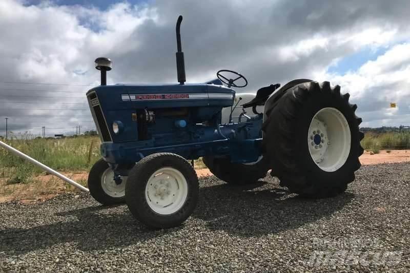 Ford 500 Tractor Tractors