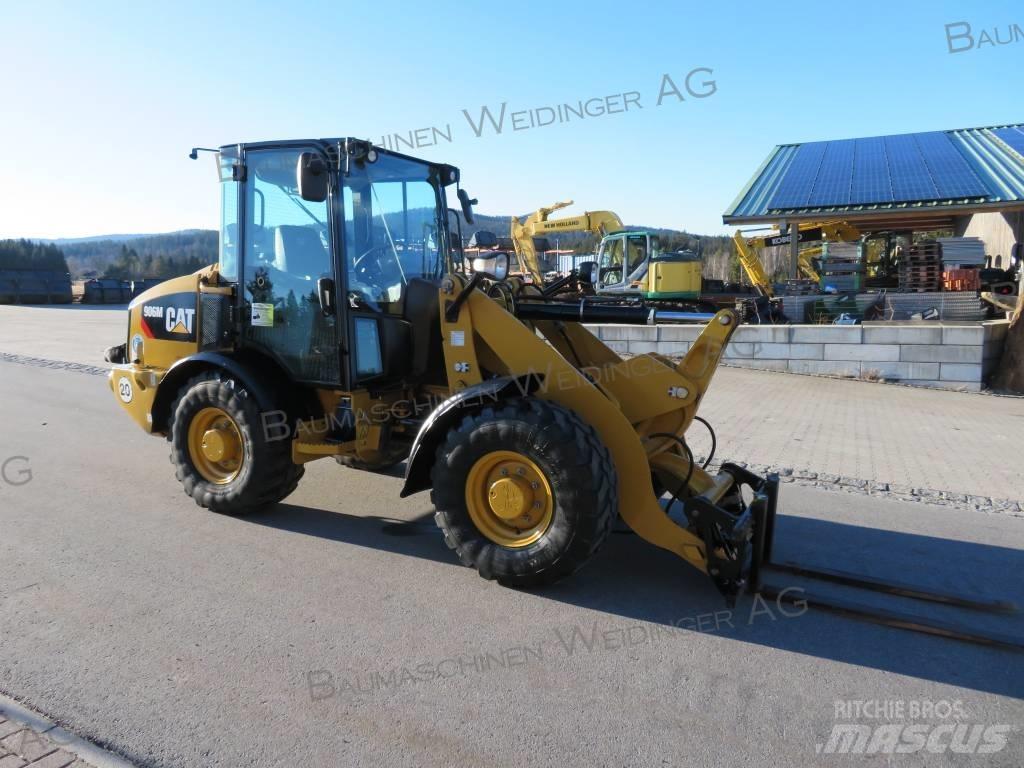 CAT 906M Wheel Loaders