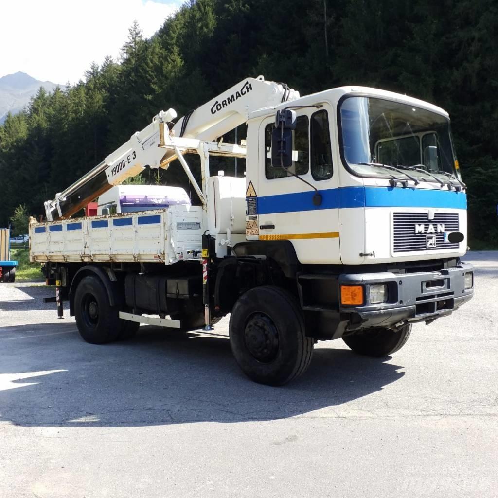 MAN 19.372 Dump Trucks