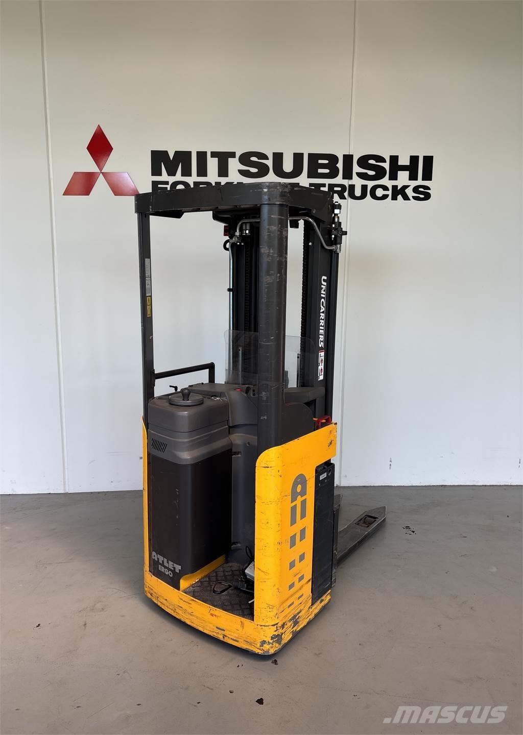 Atlet A160 Low lifter with platform
