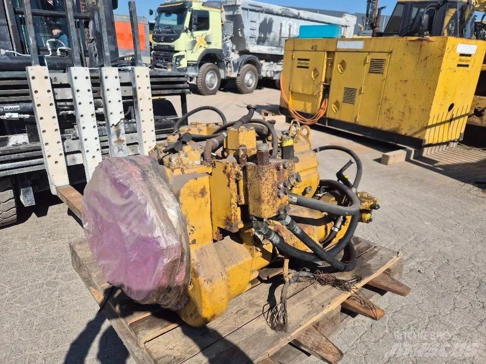 CAT 966G Transmission