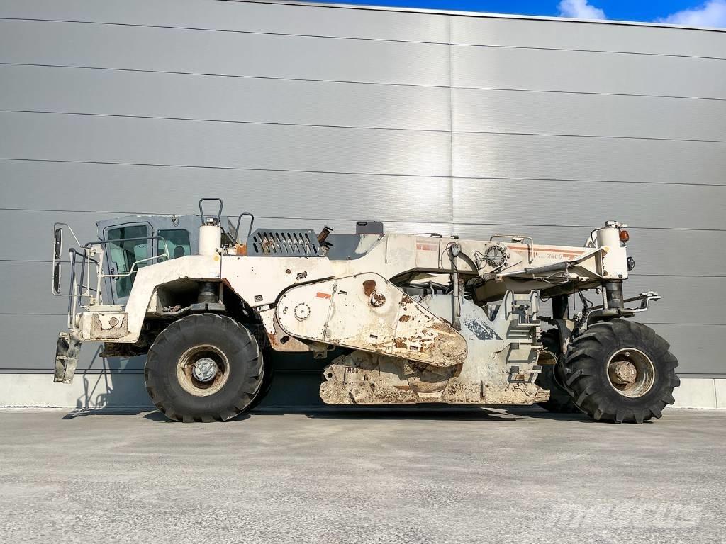 Wirtgen WR 2400 Asphalt Recycling Equipment