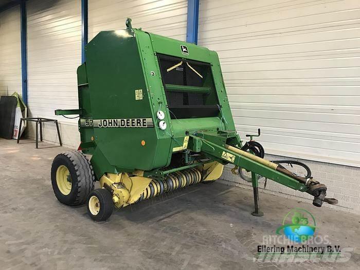 John Deere 570 Forage Harvester