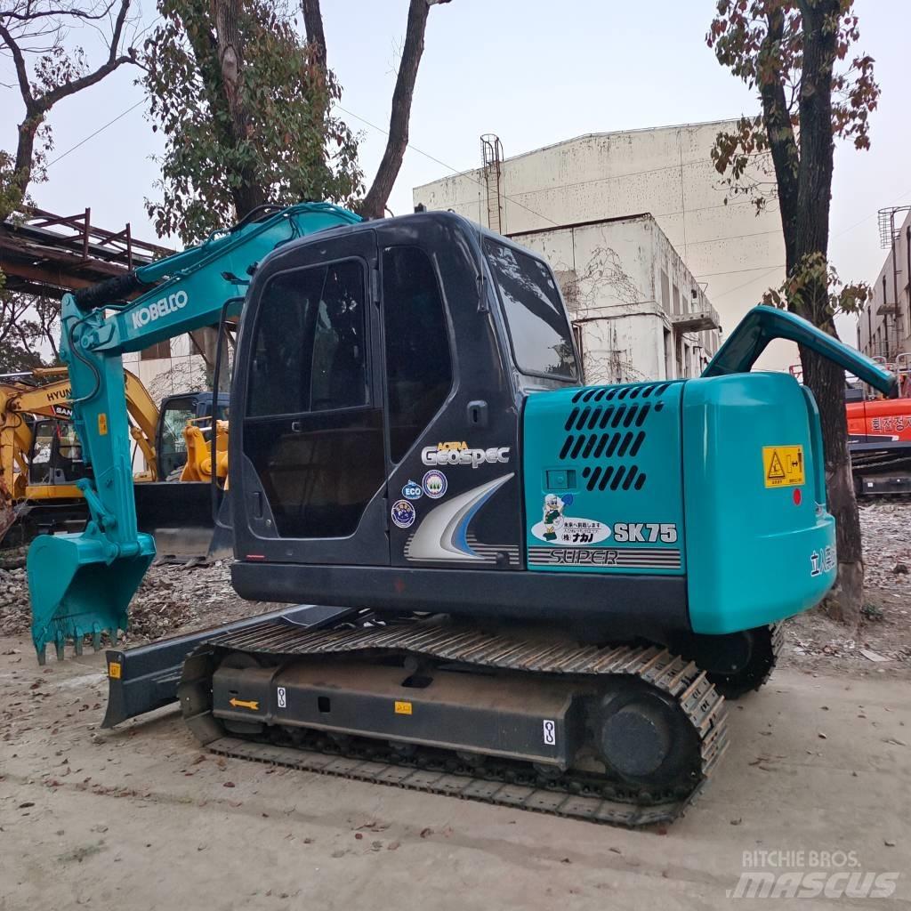 Kobelco SK75 Mini excavators  7t - 12t