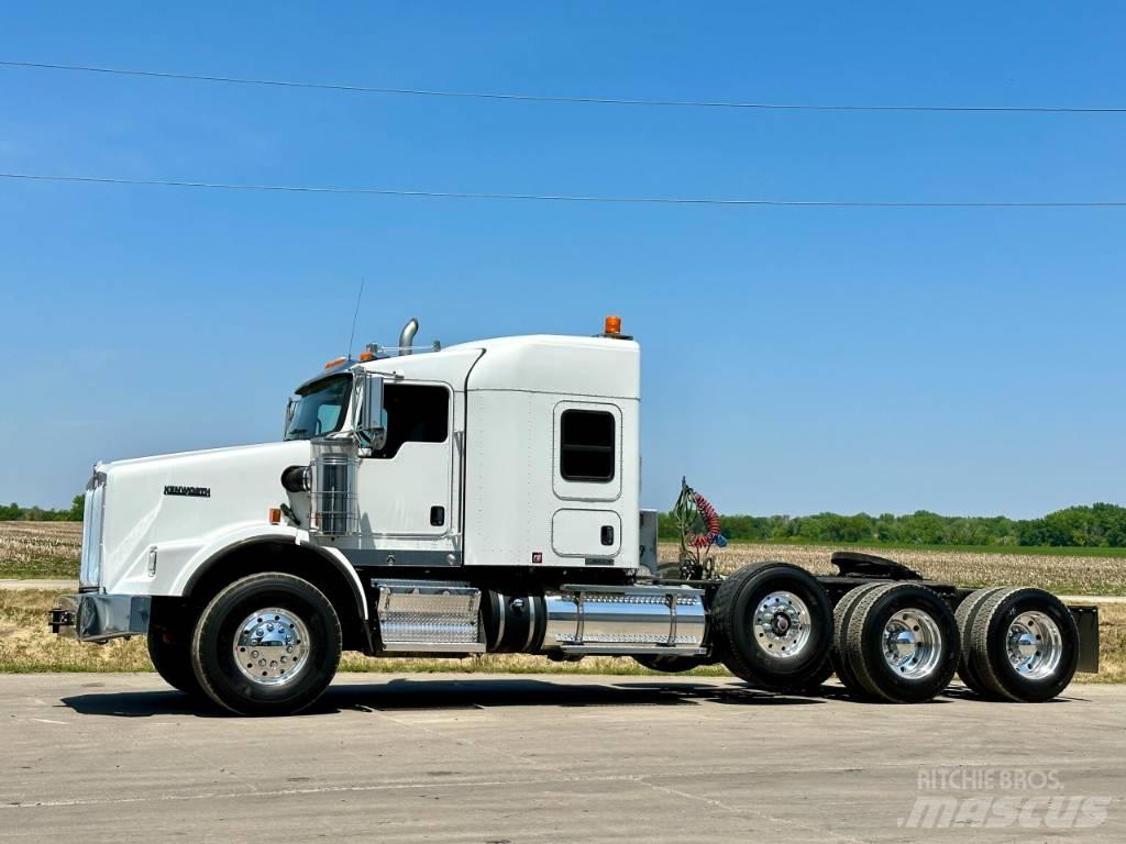 Kenworth T 800 Conventional Trucks / Tractor Trucks