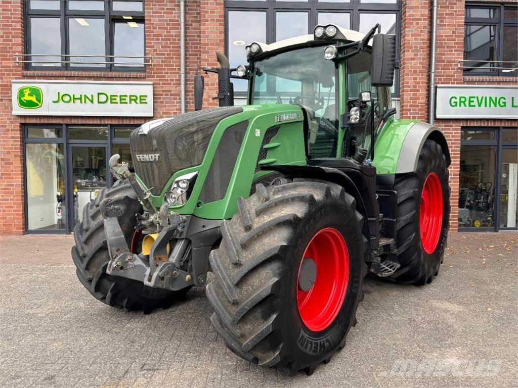 Fendt 828 Vario Tractors
