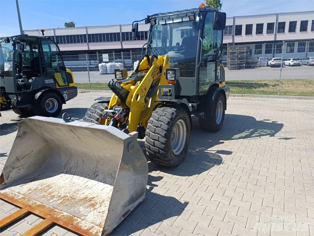 Wacker Neuson WL38 Wheel Loaders