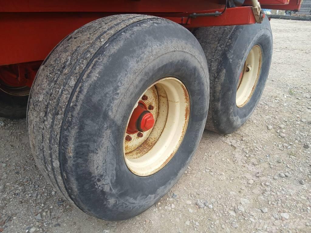 Beco super 1200 Tip Trailers