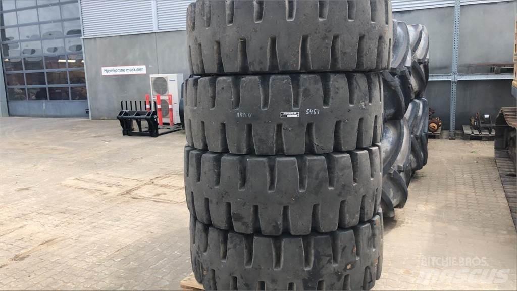  Øvrige ØVRIGE Tires, wheels and rims