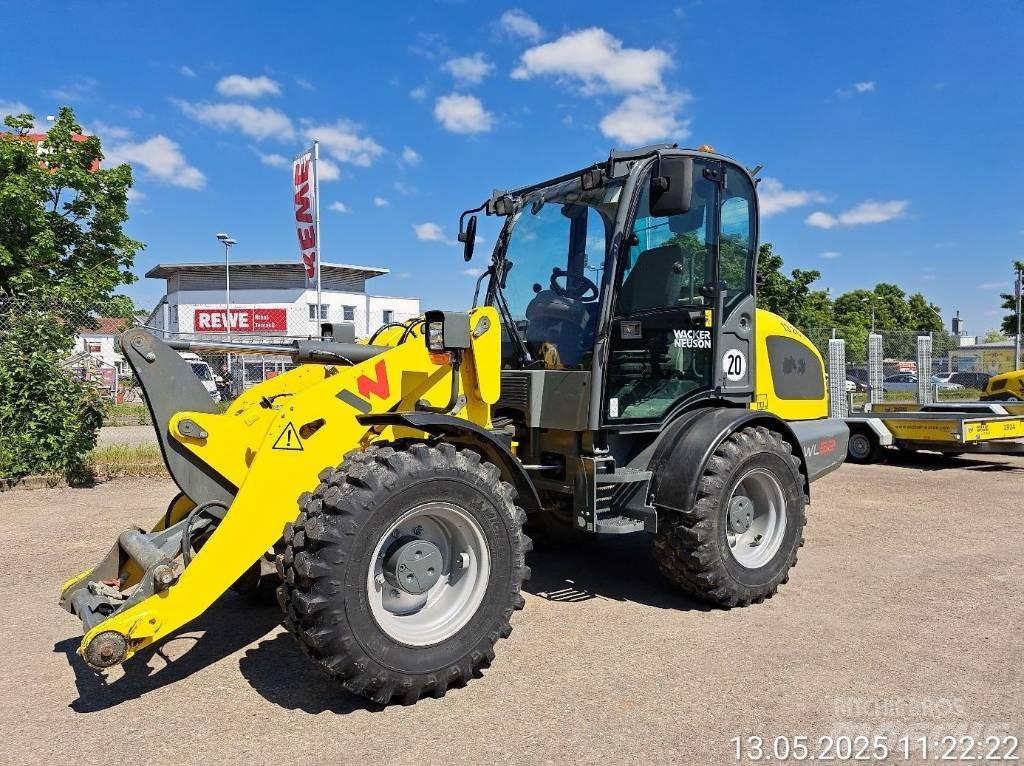 Wacker Neuson WL52 Wheel Loaders