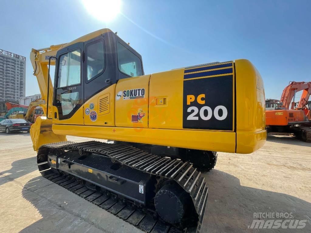 Komatsu PC 200 Crawler Excavators