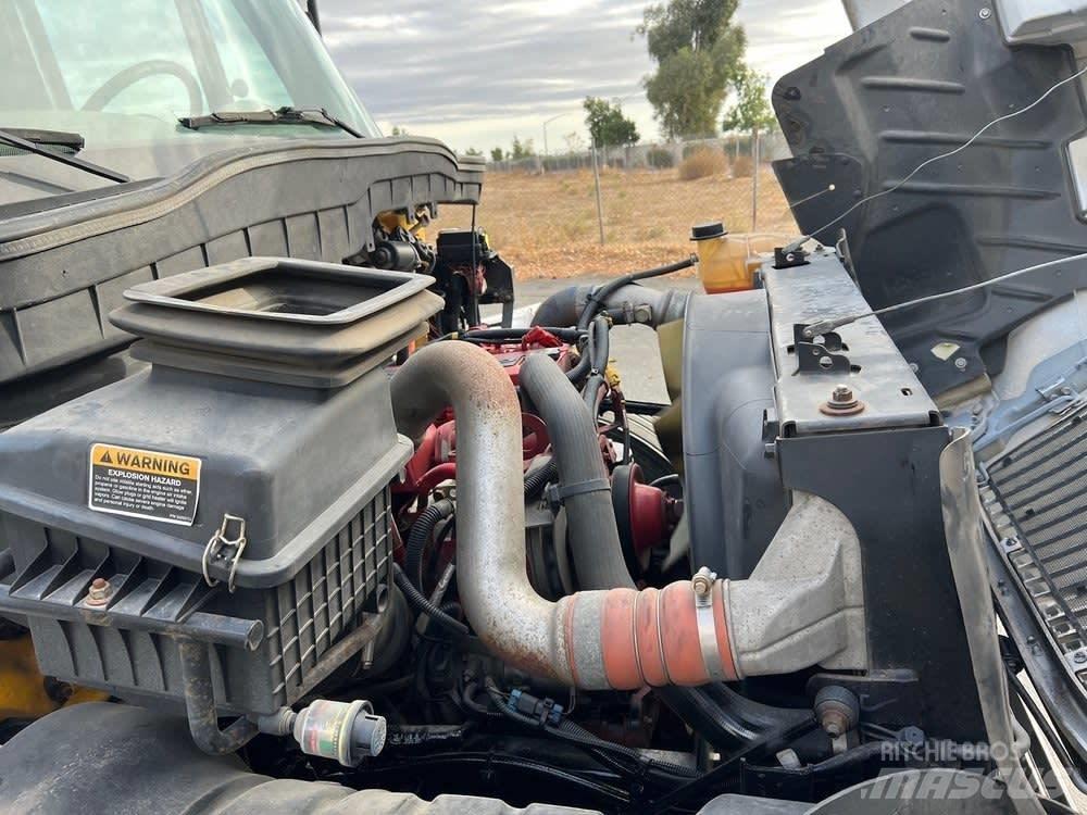 International 4300 Flatbed Trucks