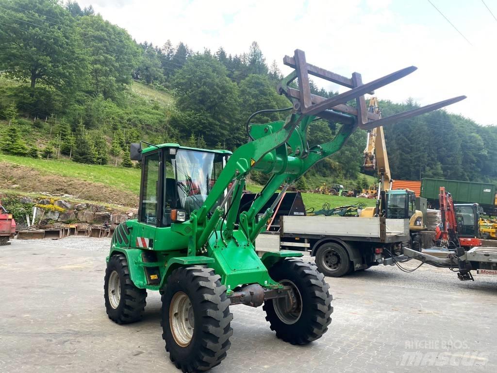 Volvo L 30 Wheel Loaders