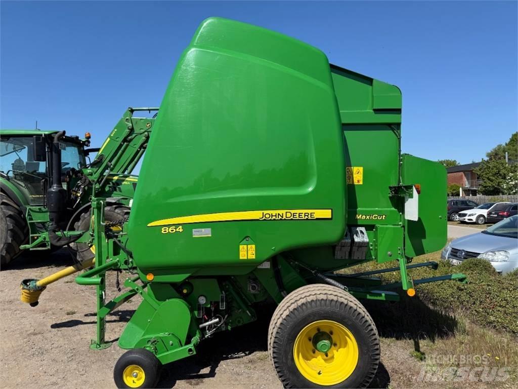 John Deere 864 Farm Equipment - Others