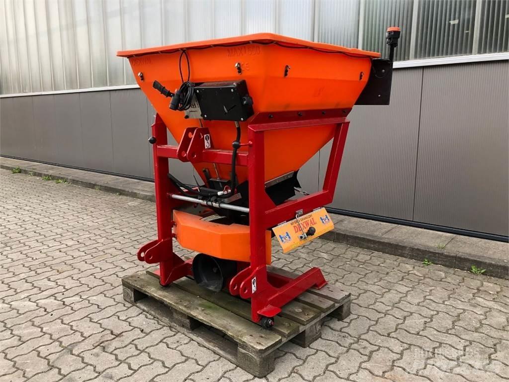  STEKRO WIBRO 600 Sand And Salt Spreaders