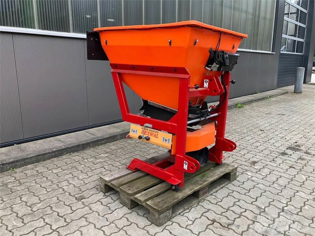  STEKRO WIBRO 600 Sand And Salt Spreaders