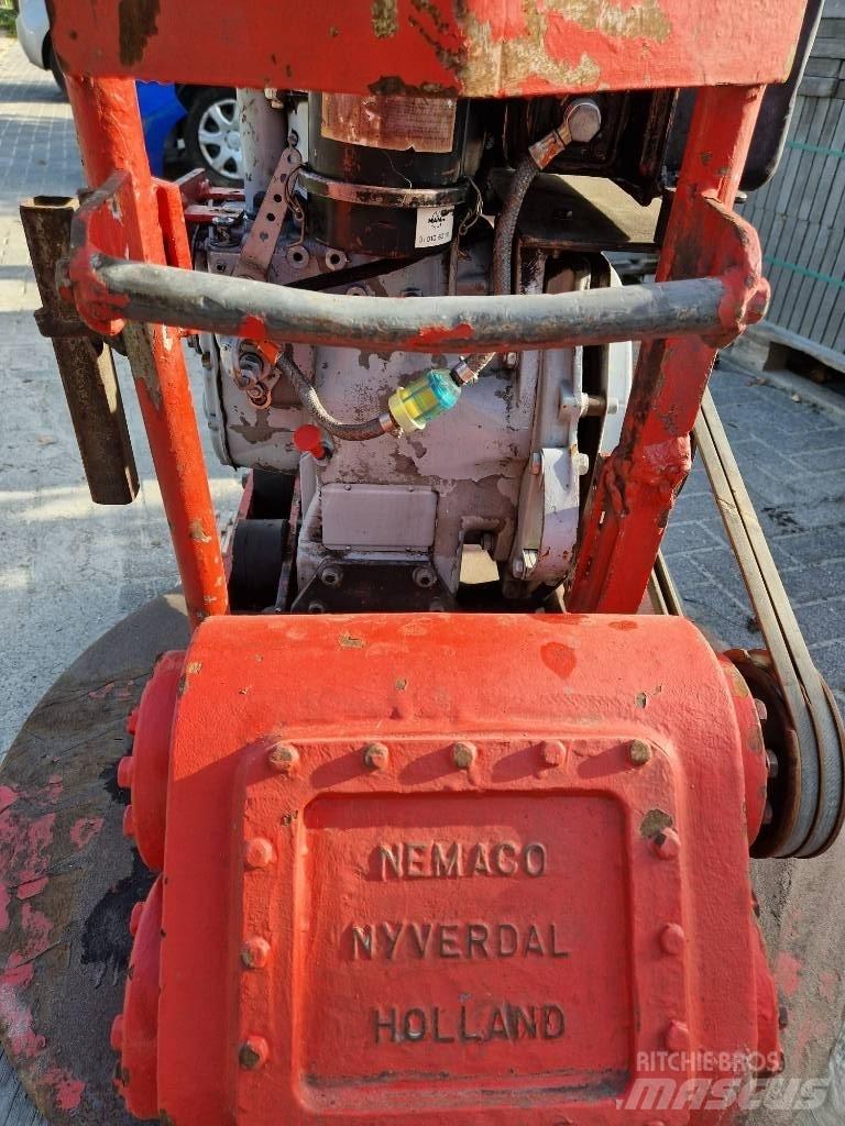 Revo Rotary 90 Plate Compactors