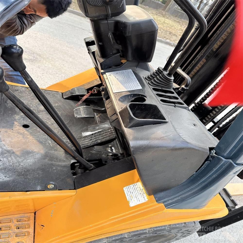 Toyota 62-7 FD N 30 Diesel Forklifts