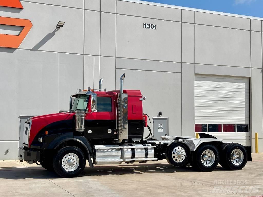 Western Star 4900 Conventional Trucks / Tractor Trucks