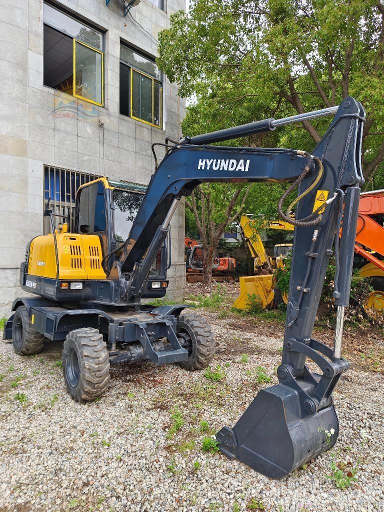 Hyundai R 60W Wheeled excavators
