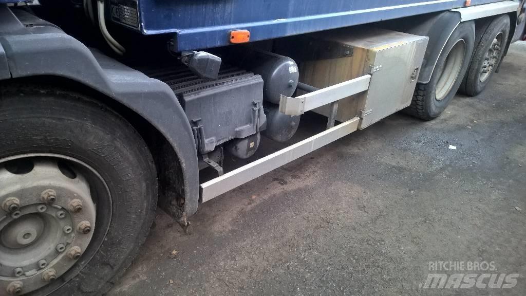 Scania P340 P 6x2 Cab & Chassis Trucks