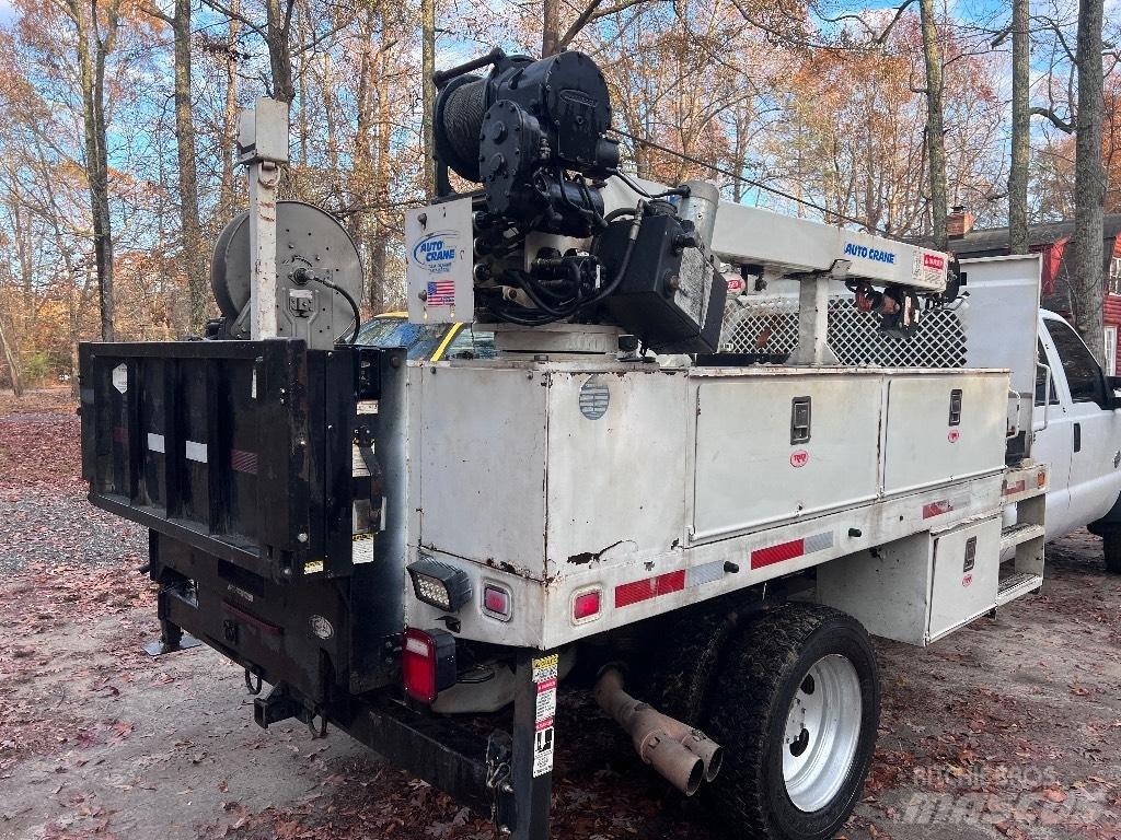 Auto Crane 4004EH Work Trucks / Municipal