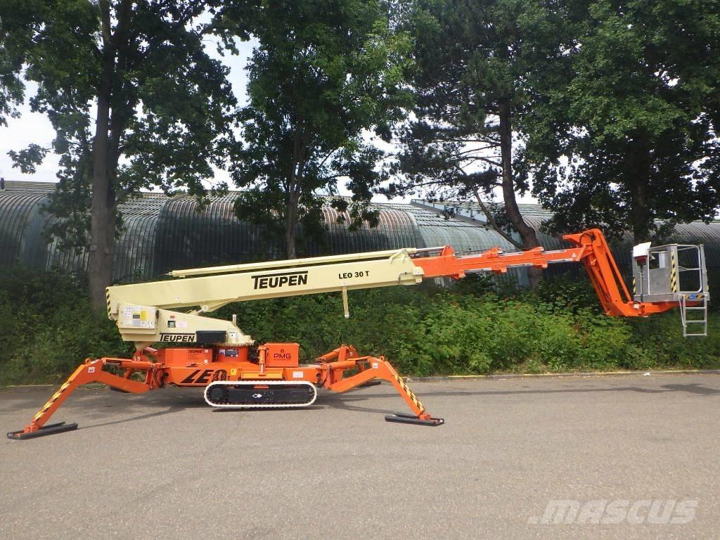 Teupen LEO30T Articulated boom lifts