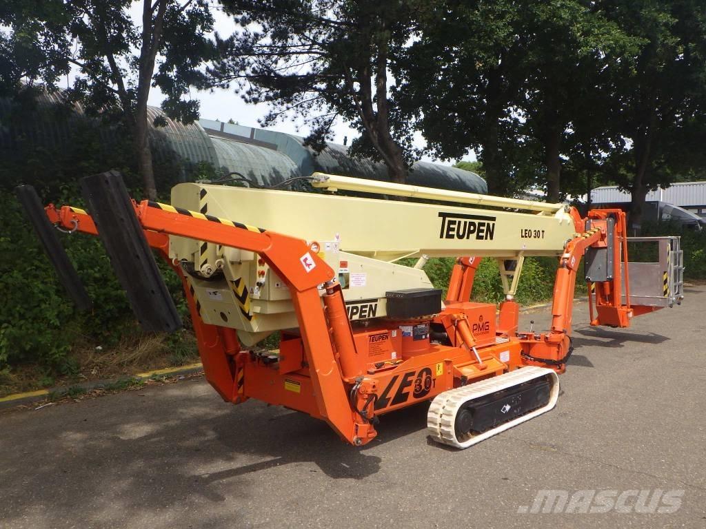 Teupen LEO30T Articulated boom lifts