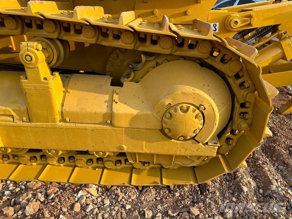 CAT D6G Crawler dozers