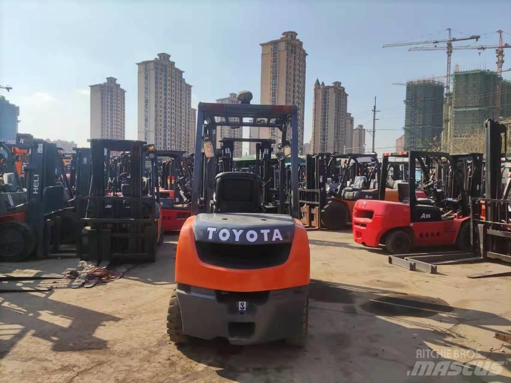 Toyota 8fd30 Diesel Forklifts