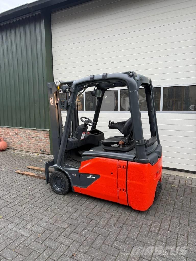 Linde E16-02 Electric Forklifts