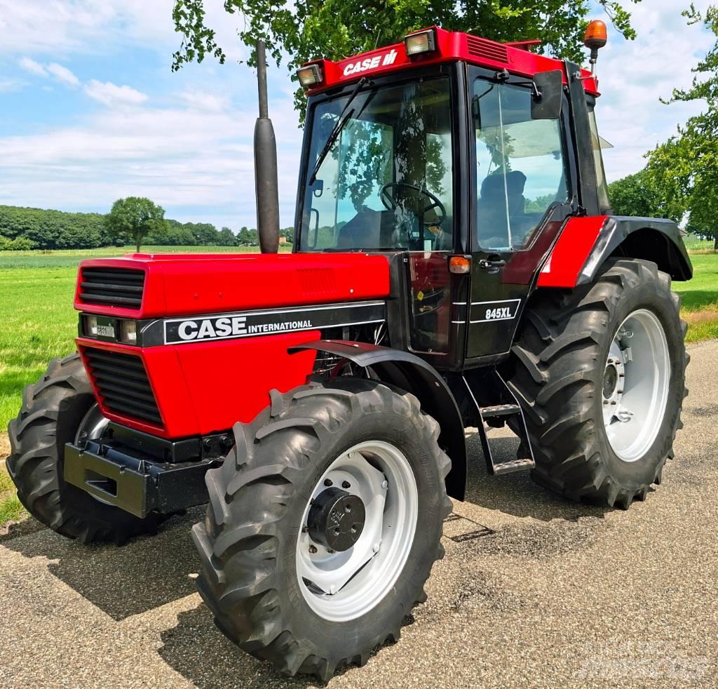 Case IH 845 xl Tractors