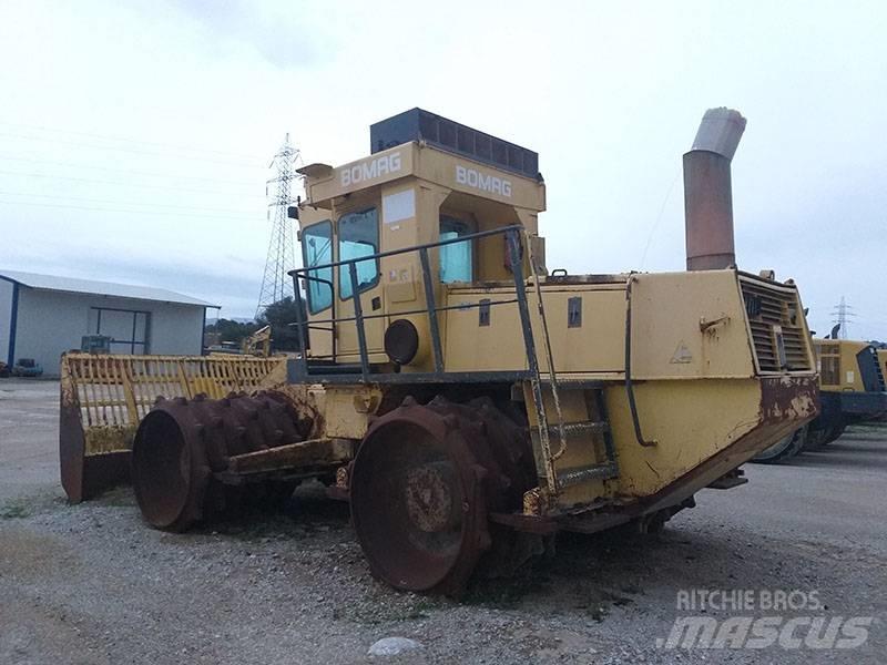 Bomag BC 771 RB Landfill compactors