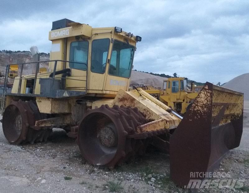 Bomag BC 771 RB Landfill compactors