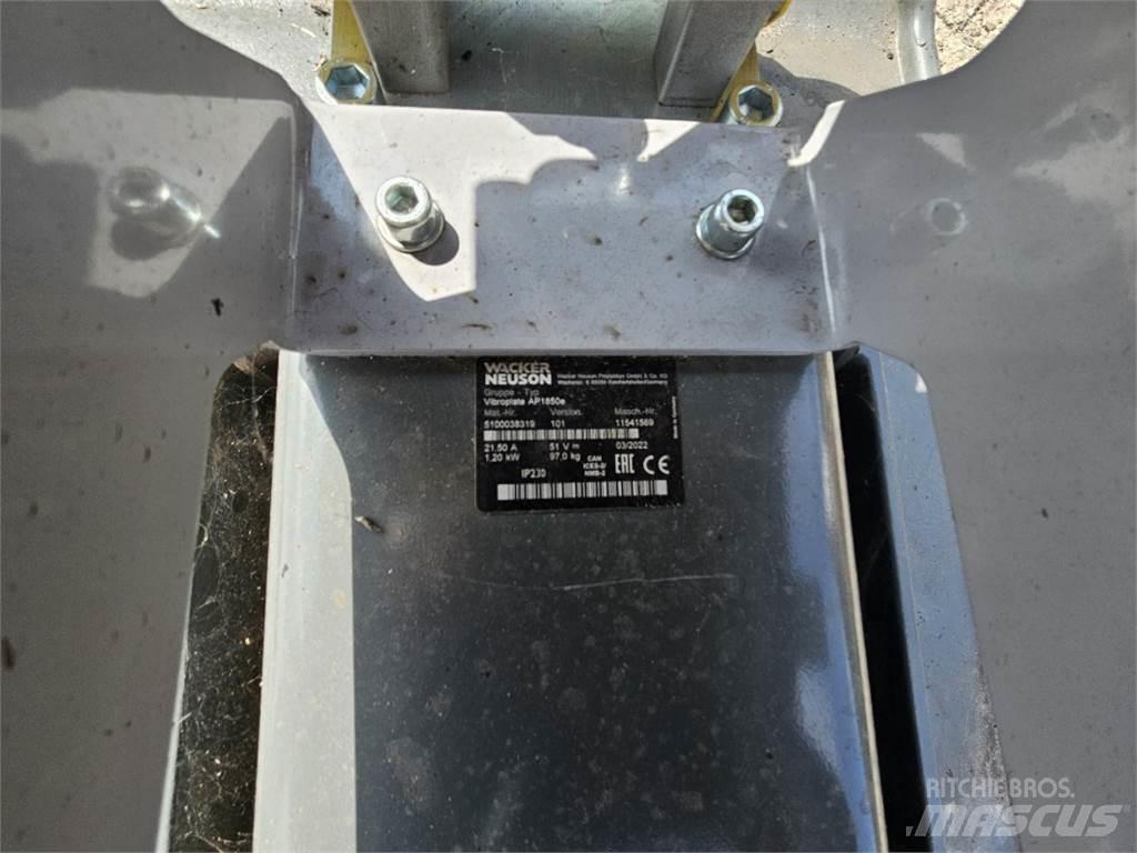 Wacker AP 1850E Farm Equipment - Others