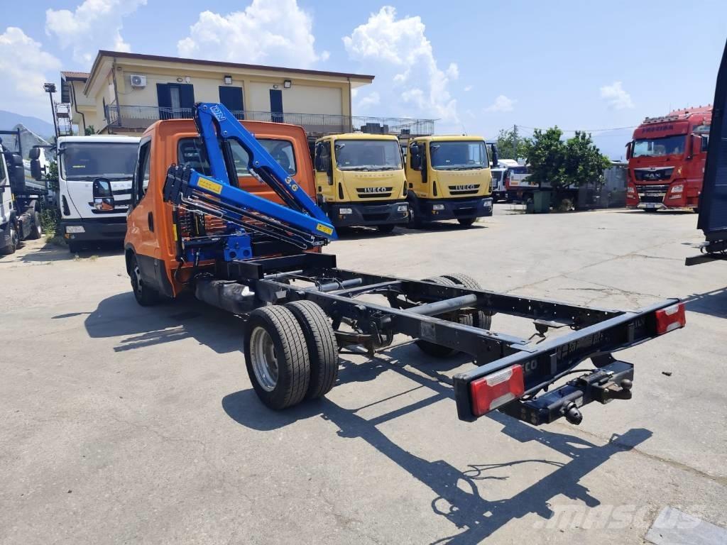 Iveco Daily 35-140 Boom / Crane / Bucket Trucks