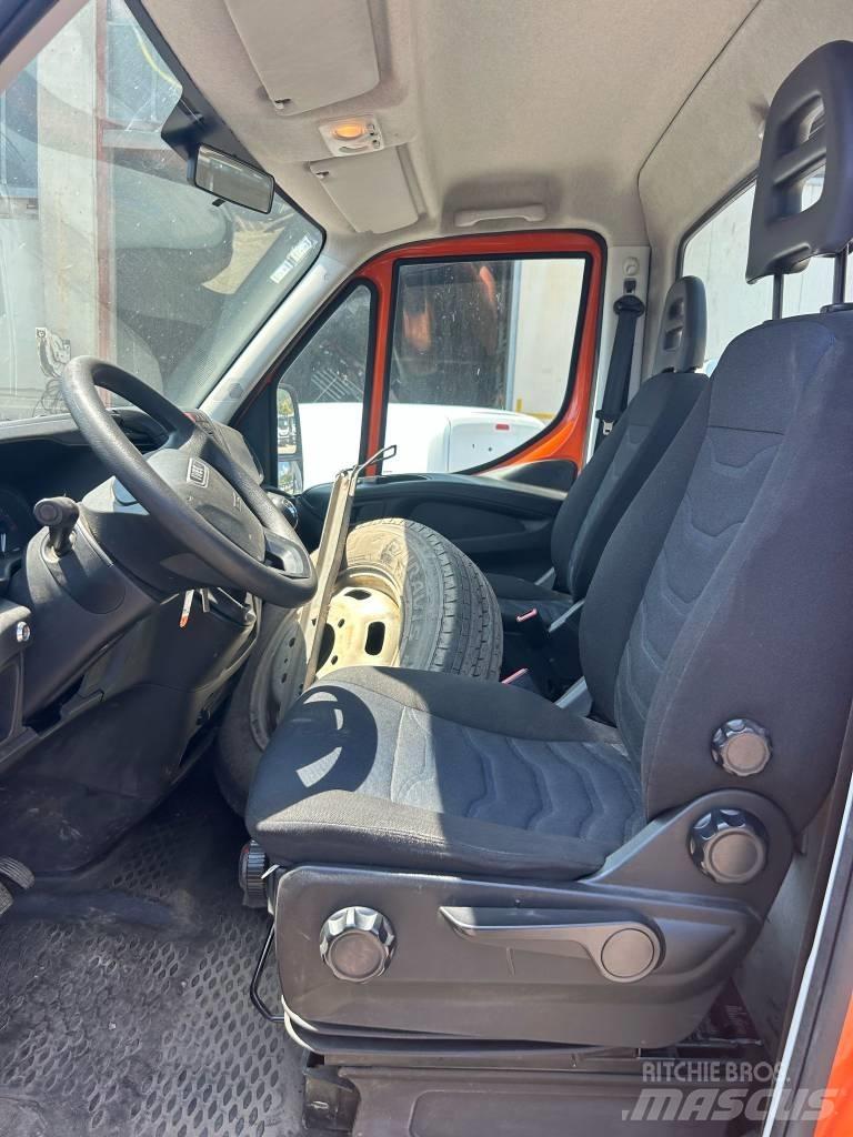 Iveco Daily 35-140 Boom / Crane / Bucket Trucks