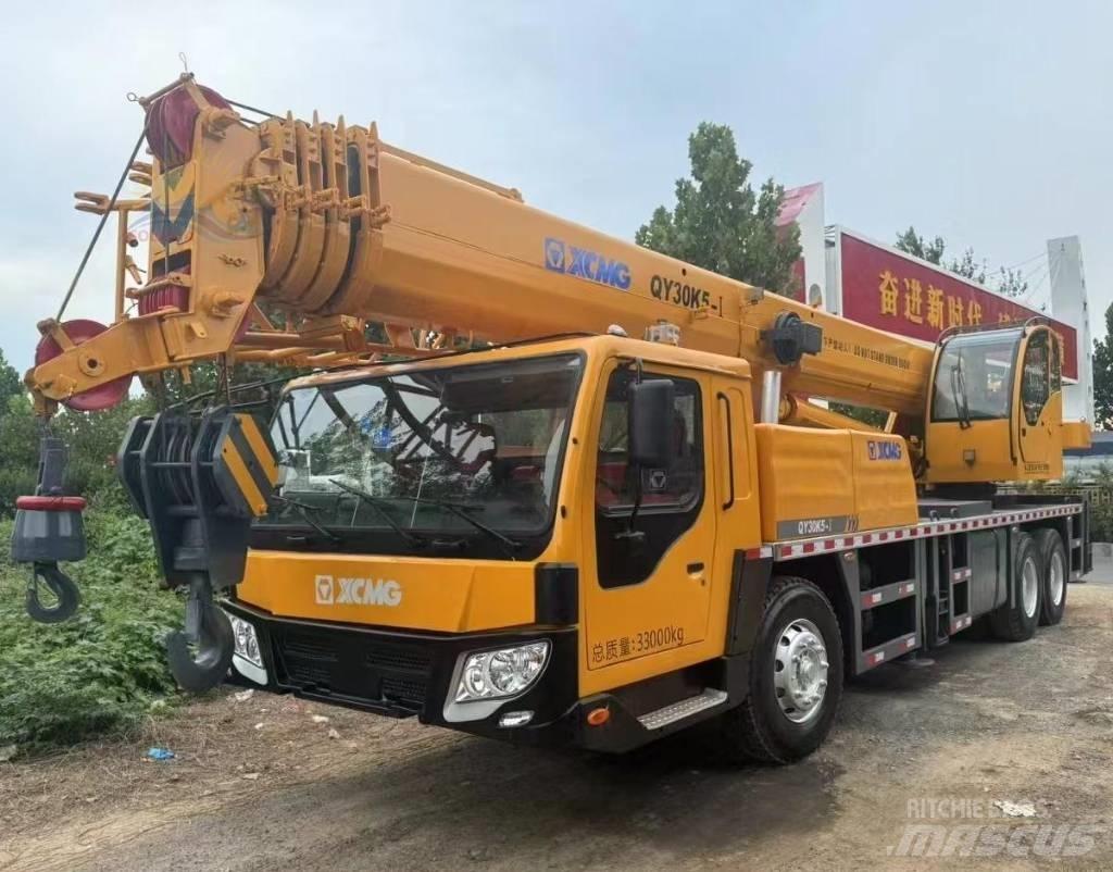 XCMG QY 30 K5 Mobile and all terrain cranes