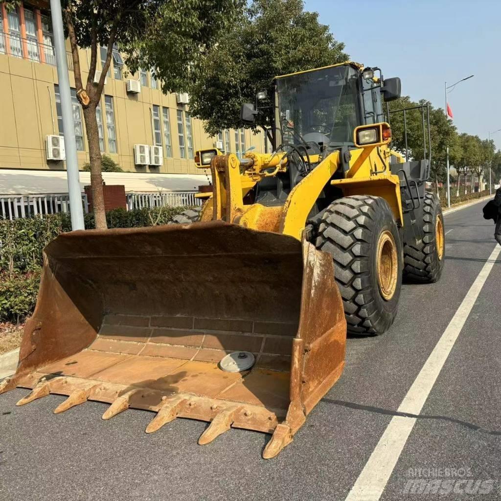 Komatsu 380-6 Wheel Loaders