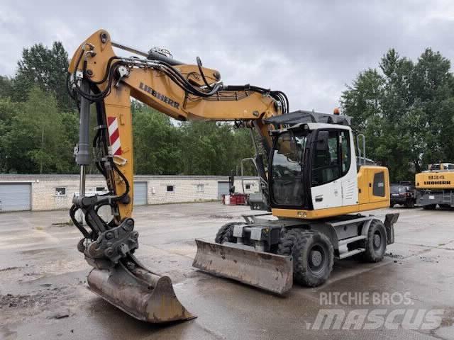 Liebherr A 916 Wheeled Excavators