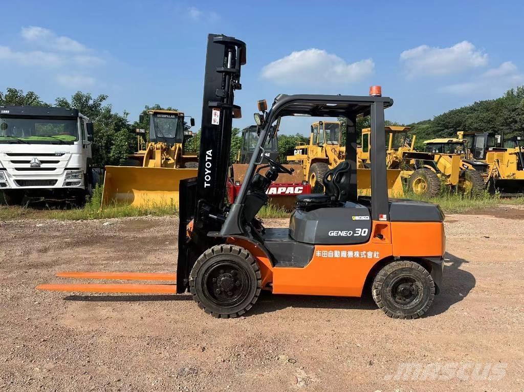 Toyota 30 forklift Diesel Forklifts