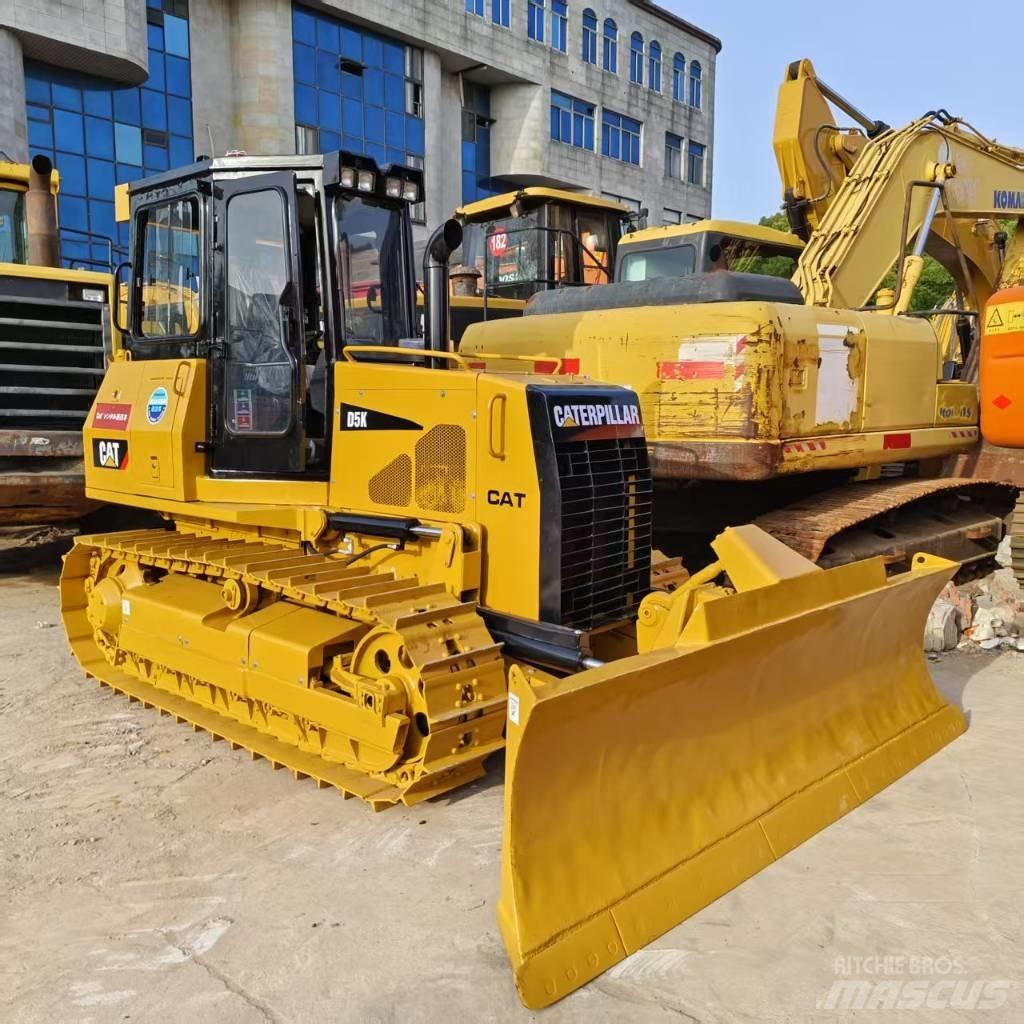 CAT D 5 K Crawler dozers