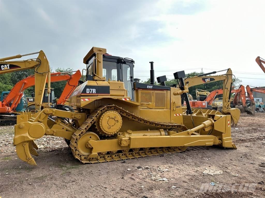 CAT D7R Crawler dozers